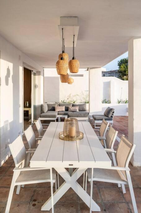 Apartament Modern Flat In Marbella, 2br, Pool & Parking *